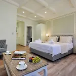 Casa * Corfu (city)